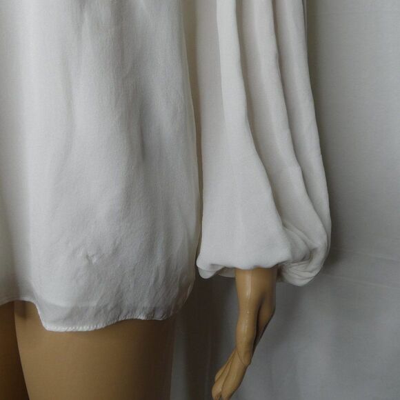 Parker Joanie Cold Shoulder Blouse Lace Billow Sleeve V Neck White Medium Top - Picture 3 of 11